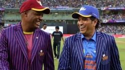 லீக் போட்டியில் வெற்றி கொண்ட இந்தியா லெஜெண்ட்ஸ்... அரையிறுதியில் பழிதீர்க்குமா மேற்கிந்திய தீவுகள்?