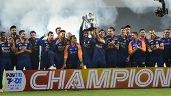 இதுக்கு முன்னாடி எந்த டீமும் இப்படி இருந்ததில்ல, அவ்ளோ வெரைட்டி இருக்கு..புகழ்ந்து தள்ளும் ஜாம்பவான்