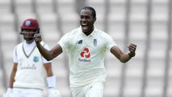 காயம் ரொம்ப அதிகமாகுமாம்.. அவதிப்படும் பெஸ்ட் பவுலர்... ஒரு நாள் தொடரில் இல்லை...ஐபிஎல்-ம் சந்தேகம்