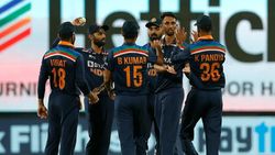 பிரசித் கிருஷ்ணா அதிரடி...அடுத்தடுத்த விக்கெட்டுகள்... 3வது விக்கெட் மிஸ்!