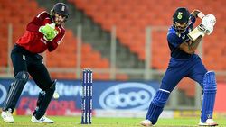 தரமான சிறப்பான சம்பவங்களுடன் ஒருநாள் போட்டி துவங்க இருக்கு... ராகுல், சூர்யா விளையாடுவார்களா?