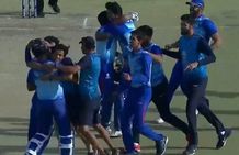 பிரித்விஷா, ஆதித்யா டேர் காட்டடி.. விஜய் ஹசாரேவில் புதிய சாதனை..4வது முறையாக கோப்பை வென்றது மும்பை!