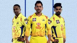 சிஎஸ்கே ஜெர்சியில ஸ்டார்ஸ் இருக்கறத பார்த்தீங்களா... இதுக்கு சுவாரஸ்யமான காரணம் இருக்கு!