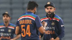 போட்டிய தாண்டி அவரு நிறைய செஞ்சிருக்காரு..என்னா மனுஷன்யா,ஒருவருக்கு மட்டும் ஸ்பெஷல் நன்றி கூறிய கோலி