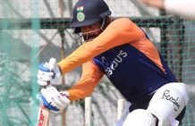 எங்க தலைவனயே கலாய்க்கிறீங்களா....கோலிக்காக வெகுண்டெழுந்த ரசிகர்கள்... சரண்டரான உத்தரகாண்ட் போலீசார்