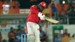 ஐபிஎல் தொடருக்கு திரும்ப வரும் கிறிஸ் கெயல்.. அதிகாரப்பூர்வ அறிவிப்பு.. மரியாதை தரலனு புகார்