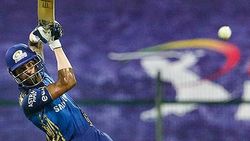 இப்பதான திரும்பி வந்தாரு? பாண்டியாவிற்கு வார்னிங் தந்த கோச்.. நேற்று போட்டிக்கு நடுவே நடந்த சம்பவம்