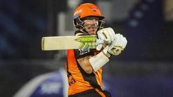 சிஎஸ்கே வீரர்கள் சுத்தி நின்னாங்க.. தப்பு பண்ணிட்டேன்.. தவறை ஒப்புக்கொண்ட வார்னர்.. பரபர பேட்டி