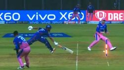 கண் இமைக்கும் நொடியில் நடந்த அந்த சம்பவம்.. வாய்ப்பிழக்க வைத்த இளம் வீரர்..ப்பா என்ன திறமை - வீடியோ