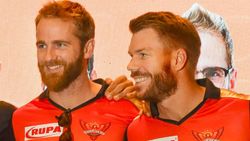 மேனேஜ்மென்ட்தான் காரணம்.. வார்னரின் அந்த சர்ச்சை பேச்சு..கேப்டன் பதவியை பறித்த ஹைதராபாத்.. பின்னணி!