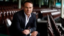 பர்மிஷன் வாங்கிட்டுதானே இந்தியா வந்தோம்... எங்கள நட்டாத்துல விட்டுட்டீங்களே? ஸ்லாட்டர் குற்றச்சாட்டு