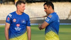 முன்னாள் வீரரை தாங்கும் சிஎஸ்கே அணி.. ஆஸ்திரேலிய கிரிக்கெட் வாரியம் நெகிழ்ச்சி.. ஸ்பெஷல் கவனிப்பு