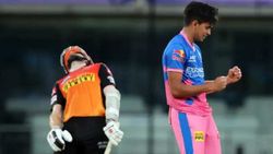 நம்பிக்கையோட ஆரம்பிச்ச கேப்டன்... அதிரடியா அவுட்டாக்கிய இளம் பௌலர்... கைவிட்ட வெற்றி!