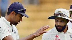 ஜட்டு- அஸ்வினுக்கு ஜாக்பாட் வாய்ப்பு.. எல்லாம் சாஸ்திரி கையில் தான் இருக்கு.. முன்னாள் வீரர் அட்வைஸ்