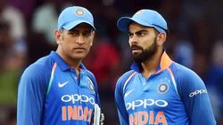 தோனி எச்சரித்த போதும் கேட்கல.. இப்போதும் கேட்கல - கோலி மீண்டும் செய்யும் 