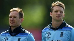 இந்தியர்களிடமே சீண்டல்.. சிக்கிய இங்கிலாந்து சீனியர் வீரர்கள்.. சஸ்பெண்ட்-க்கு ஆட்கள் ரெடி!