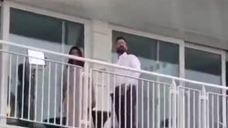 இங்கிலாந்தில் ஒலித்த தமிழ்.. ரசிகர்களிடம் தினேஷ் கார்த்திக் பேசிய வார்த்தைகள்.. வைரலாகும் வீடியோ!