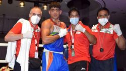  செம.. 2வது தங்கம்.. தட்டித் தூக்கிய இந்தியா.. ஆசிய குத்துச்சண்டை தொடரில் புதிய 