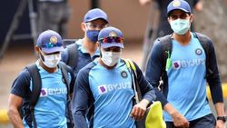 சீனியர், ஜூனியர் யாரா இருந்தாலும் ஒரே ரூல்ஸ் தான்... பிசிசிஐ காட்டும் கெடுபிடி.. இலங்கை டூர் ரெடி!