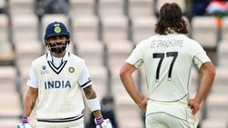 ஜஸ்ட் மிஸ்.. விராட் கோலிக்கு தள்ளிப்போன முக்கிய வாய்ப்பு.. 2ம் நாள் ஆட்டத்தில் விளையாடிய வானிலை!