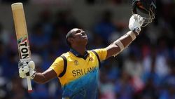 இலங்கையின் பிடிவாதம்.. புகழ்பெற்ற வீரருக்கு இப்படி ஒரு நிலைமையா.. ஓய்வு பெறுகிறார் ஏஞ்சிலோ மேத்யூஸ்