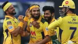 தோனிக்காக சிஎஸ்கே கொடுத்த ஸ்பெஷல் பரிசு.. ஒட்டுமொத்த வீரர்களும் இணைந்தனர்.. ரசிகர்கள் நெகிழ்ச்சி!