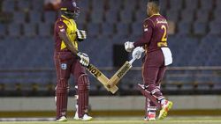 டி20ல் வரலாற்று பார்ட்னர்ஷிப்... ஹெட்மெயர் - பிராவோ காட்டடி.. படுதோல்வி அடைந்த ஆஸ்திரேலியா!