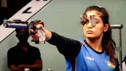 ஒலிம்பிக்.. துப்பாக்கி சுடுதல் பிரிவிலும் ஏமாற்றம்.. இறுதி சுற்றுக்கு தகுதி பெறாத மனு, யாஷாஸ்வினி!