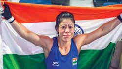 இந்தியாவின் நம்பிக்கை தகர்ந்தது.. ஒலிம்பிக்கிலிருந்து வெளியேறினார் மேரிகோம்.. 2 சுற்றை வென்றும் வீண்