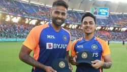 31 ஆண்டுகளாக பெருமை.. இஷான் கிஷானுக்கு அடித்த அதிர்ஷடம்.. முதல் ஒருநாள் போட்டியில் சுவாரஸ்யம்!