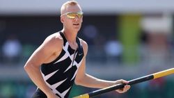 Olympic 2020: கொரோனா பாசிட்டிவ்.. வெளியேறிய 