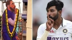 “என்னப்பா இப்படி இறங்கிட்டீங்க”.. சிராஜுக்காக ரசிகர்கள் செய்த பிரமாண்ட விஷயம்.. வைரலாகும் புகைப்படம்