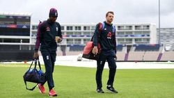 முக்கிய வீரர்கள் விலகல்.. சிக்கலில் சிக்கிய ராஜஸ்தான் அணி.. நியூசிலாந்து வீரருக்கு திடீர் அழைப்பு!