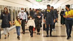 அமீரகத்தில் களமிறங்கியது சிஎஸ்கே.. கெத்தாக வலம் வந்த தோனி.. இணையத்தை கலக்கும் புகைப்படங்கள்!