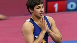 ஒலிம்பிக் 2020 மல்யுத்தம்.. இந்தியாவின் அன்ஷு மாலிக் தோல்வி.. ரெப்சேஜ் முறைக்கு அதிக வாய்ப்பு!