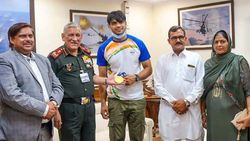 ‘பரிசுத்தொகைகளை விட பெரியது’.. நீரஜுக்கு கிடைத்த ராணுவ கவுரவம்.. வைரலாகும் புகைப்படங்கள்!