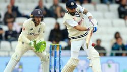 அவுட் கொடுத்த அம்பயர்.. ரஹானேவின் 