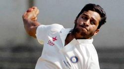 ஷர்துல் தாக்கூர் அவுட்.. 