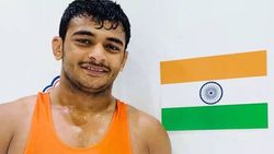 ஆடவர் மல்யுத்தம்.. அரையிறுதியில் தீபக் புனியா போராடி தோல்வி.. எனினும் பதக்கம் வெல்ல வாய்ப்பு!