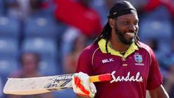 பாகிஸ்தானுக்கு போறேன்.. கிறிஸ் கெய்ல் போட்ட ஒற்றை ட்வீட்.. கொண்டாடி தீர்க்கும் பாகிஸ்தான் ரசிகர்கள்