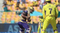 தோனியின் டைமிங் 