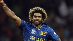 சீறு கொண்டு ஓடிய ‘மலிங்கா கால்களுக்கு ஓய்வு’.. அனைத்து வடிவ கிரிக்கெட்டில் இருந்தும் விடைபெற்றார்!