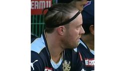 புது ஹேர் ஸ்டைல்.. மனுஷன் கலக்குறாரே - ஆளே மாறிப் போன ஏபி டி வில்லியர்ஸ்