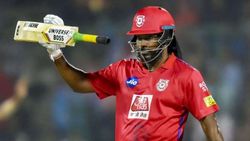 என்னாச்சு யுனிவர்சல் பாஸ்-க்கு.. ஐ.பி.எல் தொடரில் இருந்து கிறிஸ் கெய்ல் திடீர் விலகல்!