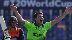 4 பந்துகளில் 4 விக்கெட்.. டி-20 உலகக்கோப்பையில் முதல் சாதனை.. அசத்திய அயர்லாந்து பவுலர்..செம பவுலிங்