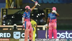 19 பந்துகளில் அரைசதம்.. சிஎஸ்கே பவுலர்களுக்கு.. பயத்தை காட்டிய இளம் 