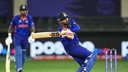 மாற்றங்களால் வந்த விணை.. நியூஸி,யிடம் மோசமான ஸ்கோரில் சுருண்ட இந்தியா.. வெற்றிக்கான சாத்தியம் என்ன?