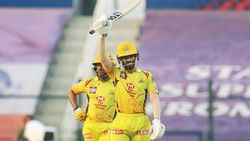 ஐ.பி.எல்: அதிக ரன்கள் எடுத்தது கெய்க்வாட்.. அதிக விக்கெட்டுகள்.. அதிக சிக்ஸர் அடித்தது யார் தெரியுமா