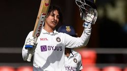 பிங்க் பால் டெஸ்ட்.. வரலாற்றில் முதன்முறை..சதம் அடித்து சாதனை படைத்த ஸ்மிருதி மந்தனா.. செமயான ஆட்டம்