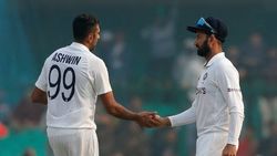 டெஸ்ட் கிரிக்கெட்டை ஆளும் தமிழன்.!. ஜாம்பவானை பின்னுக்கு தள்ளினார்..!!